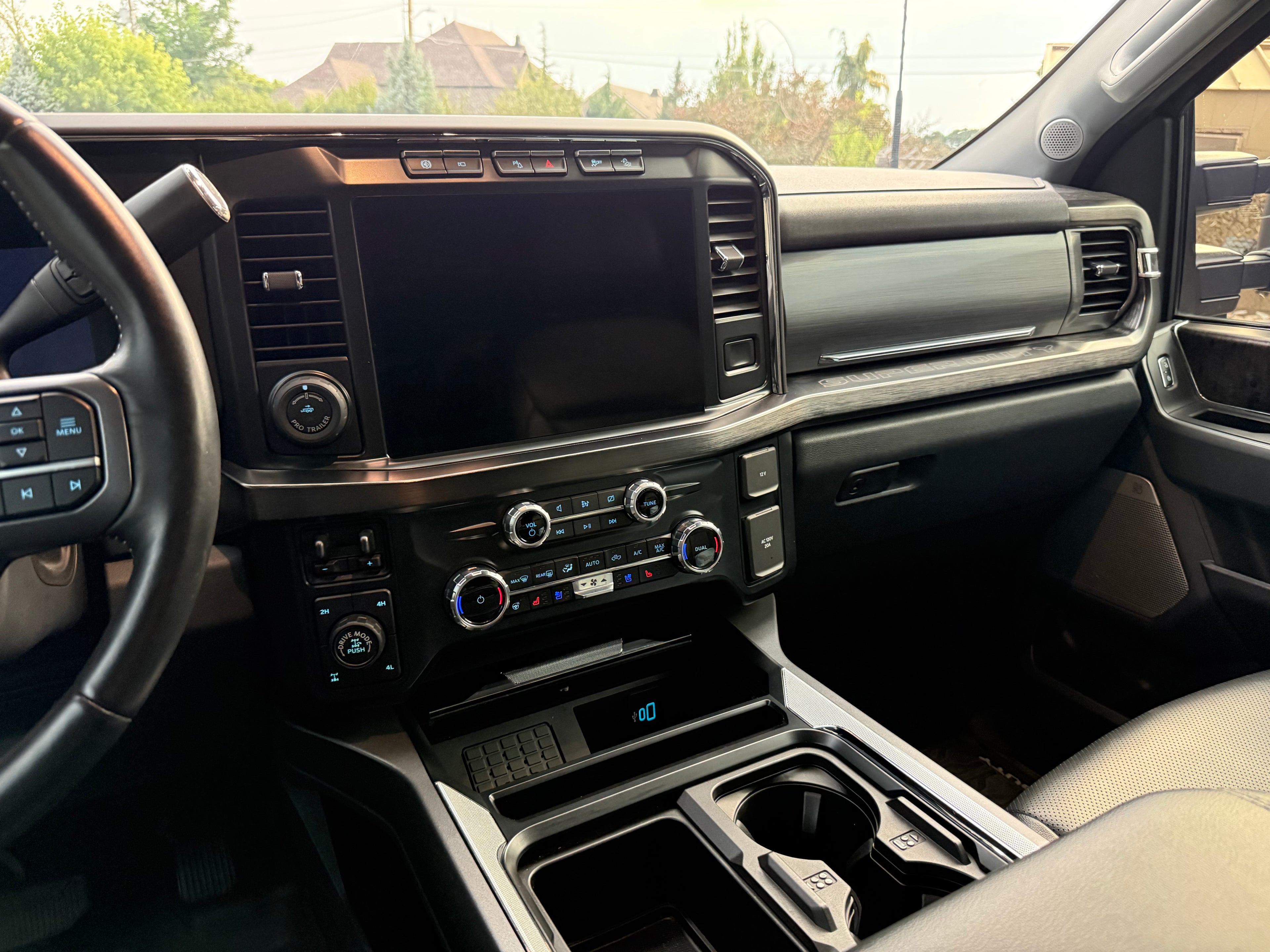2023 Ford F-350 Super Duty Lariat Ultimate Tremor