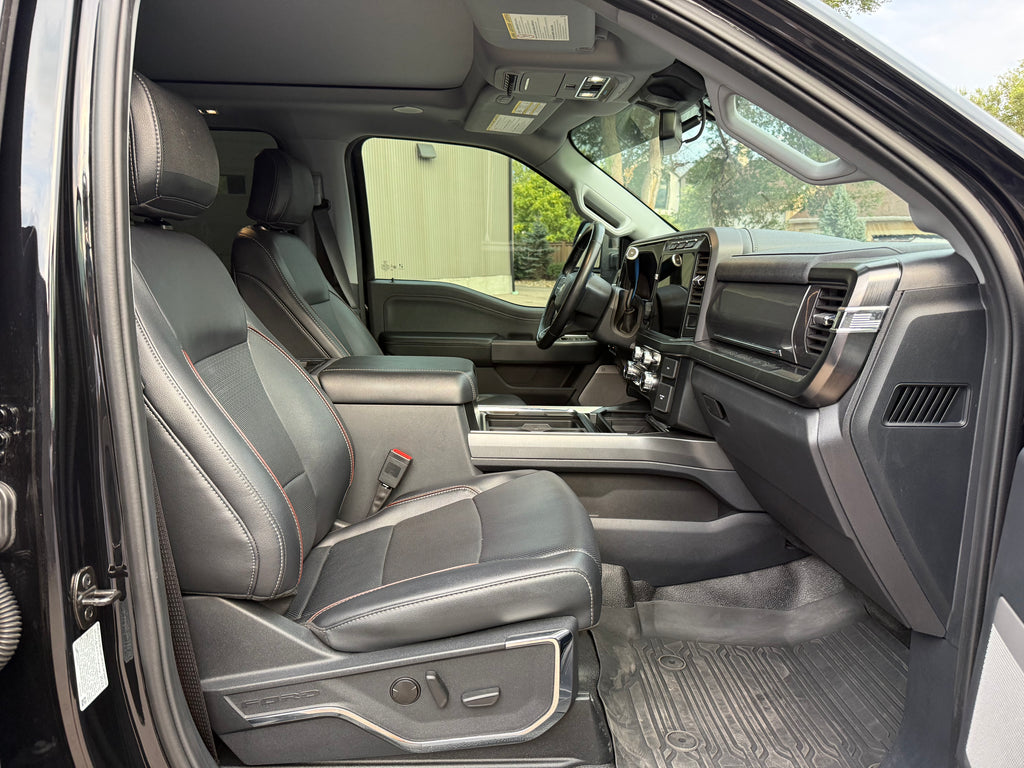2023 Ford F-350 Super Duty Lariat Ultimate Tremor