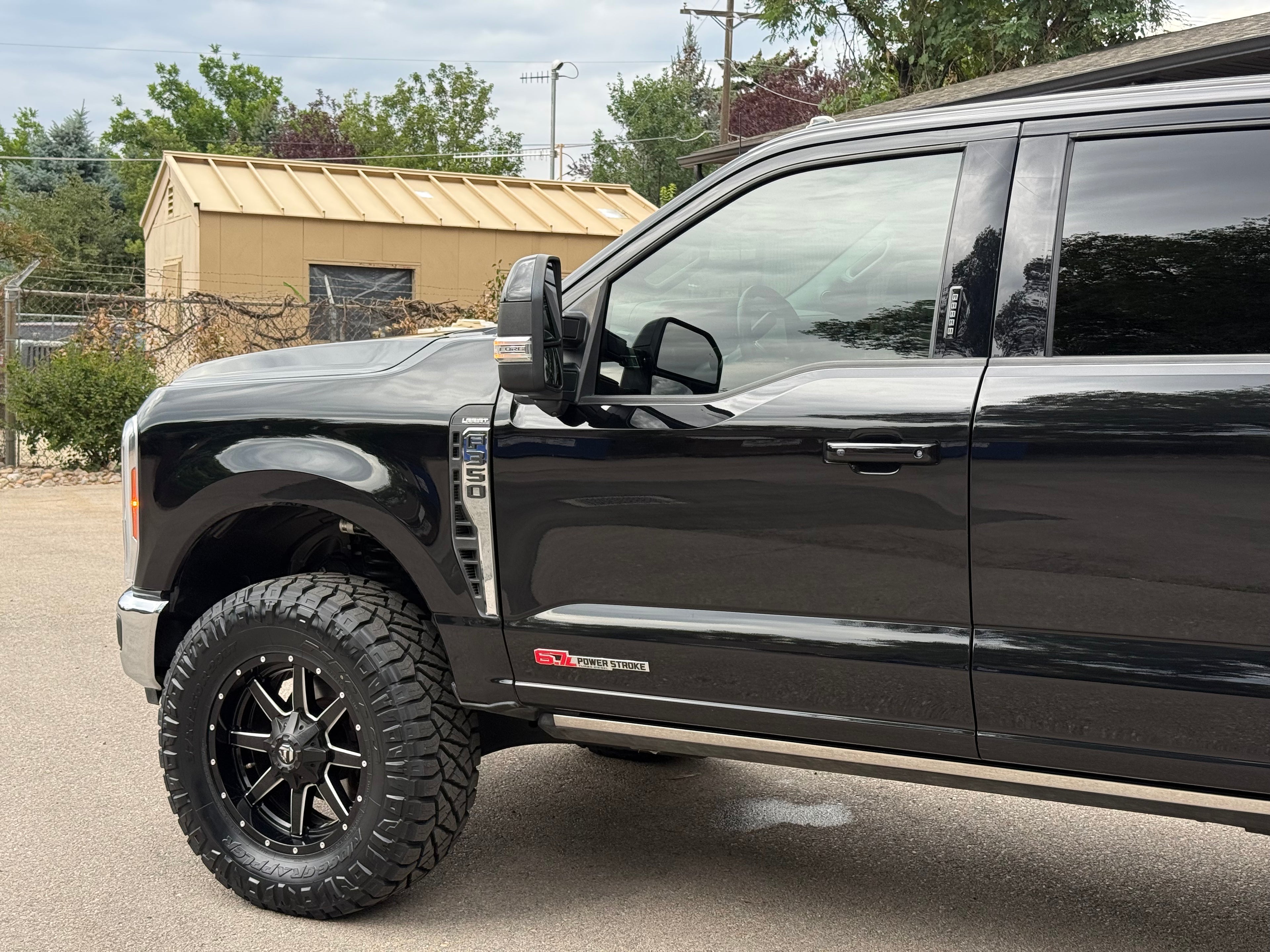 2023 Ford F-350 Super Duty Lariat Ultimate Tremor