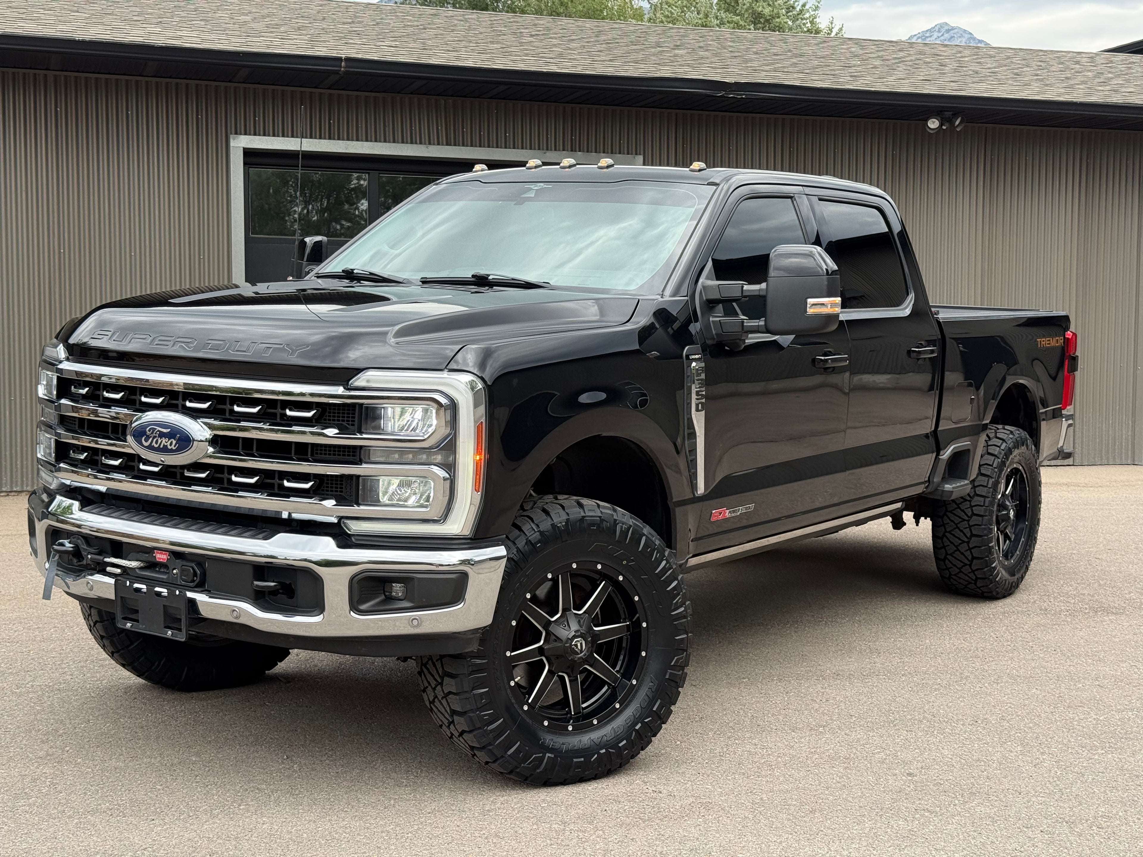 2023 Ford F-350 Super Duty Lariat Ultimate Tremor